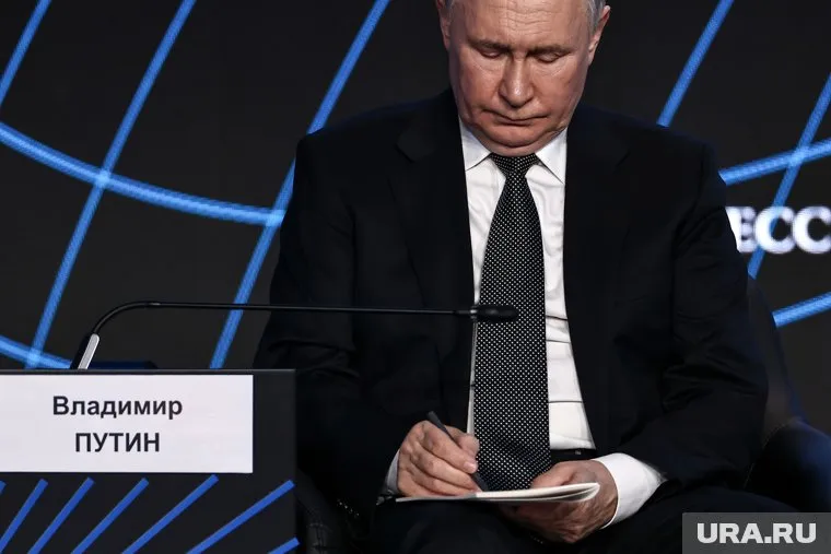 Путин подписал указ об утверждении новой структуры АП