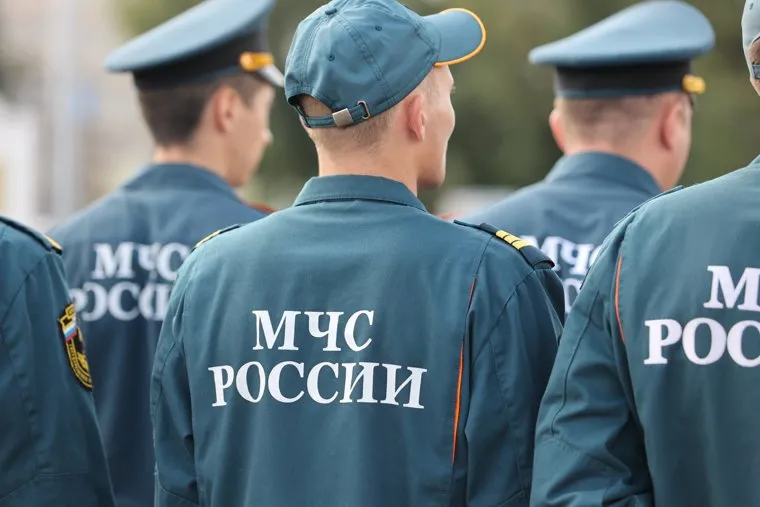 Министр МЧС Александр Куренков наградил сотрудников курганского ГУ МЧС. Курган