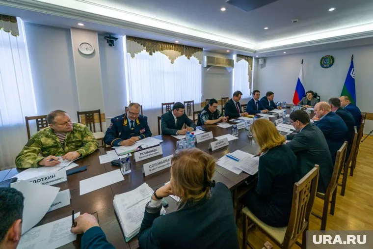 Жителей ХМАО могут ждать новые ограничения из-за борьбы с коронавирусом