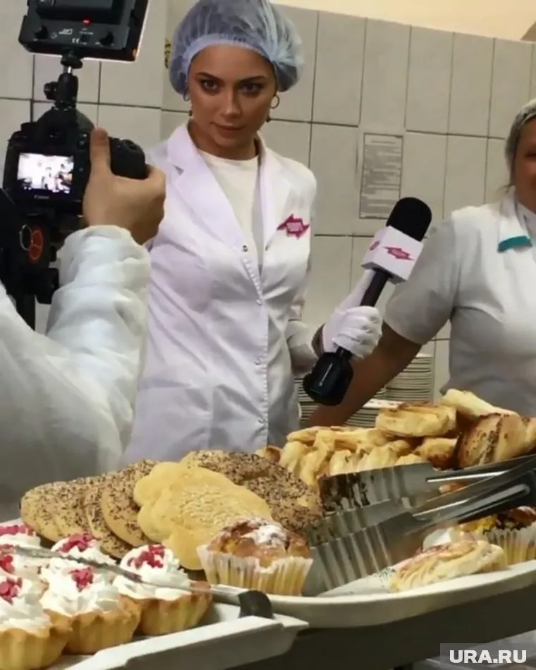 После визита ведущая Настасья Самбурская решила переехать в Екатеринбург