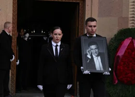 В Москве прощаются с режиссером Тиграном Кеосаяном