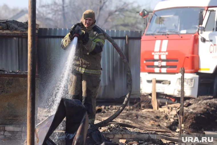 В Курганской области сгорело больше 300 жилых домов и 3900 строений