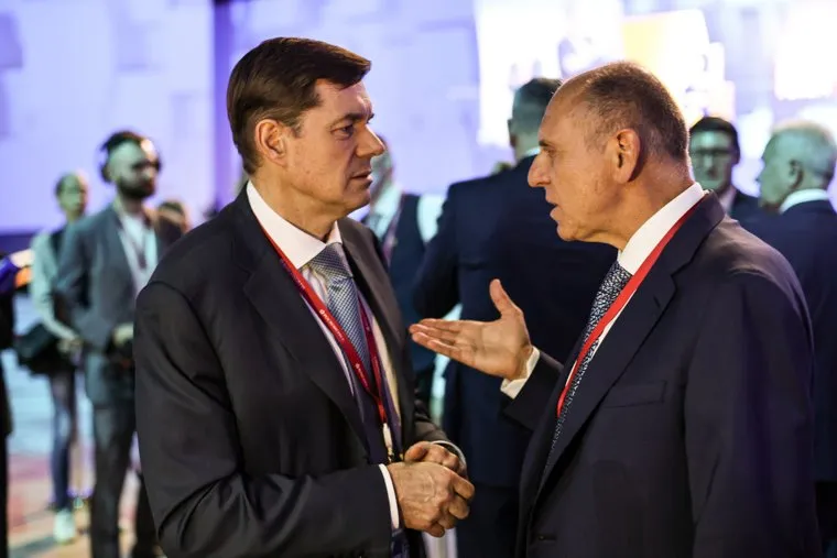 Сбор гостей на пленарное заседание Питерского международного экономического форума (ПМЭФ 2022). Санкт-Петербург