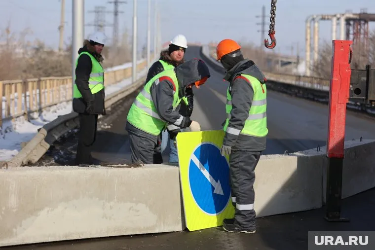 Мэрия Пыть-Яха отремонтирует аварийный мост, на который жаловались жители города