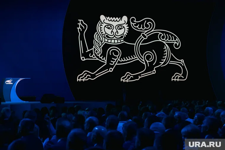 В НЦ "Россия" состоялось торжественное закрытие Итогового форума Международного волонтерского корпуса 80-летия Победы