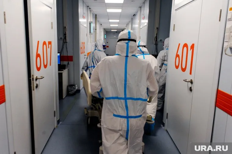 По словам Тимакова, несмотря на рост заболеваемости коронавирусом иммунитет россиян уже натренирован