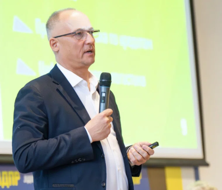 Константин Бабкин считает, что в России необходимо менять налоговую и банковскую системы 