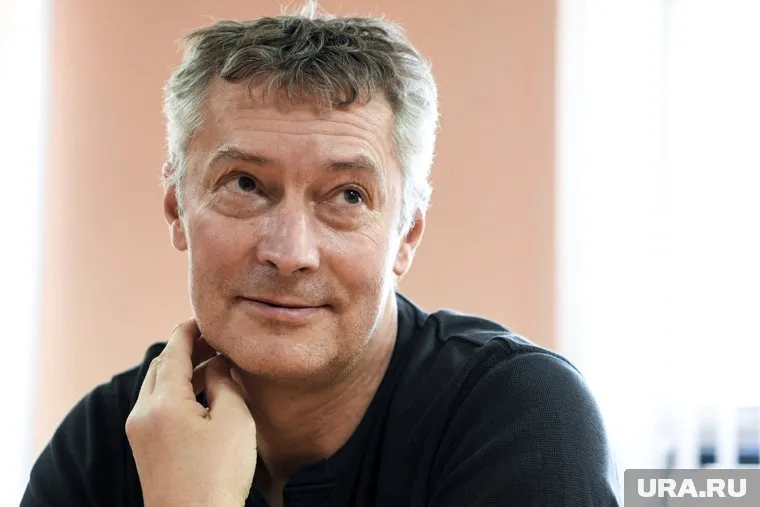 Евгений Ройзман заявил, что участие в выборах
бессмысленно
