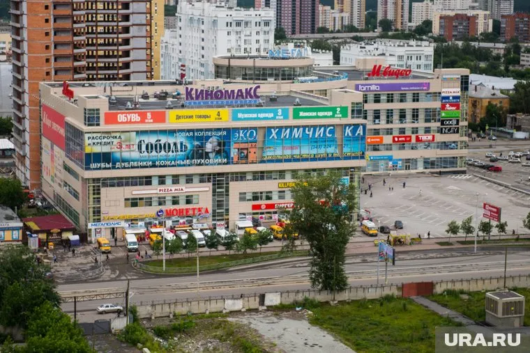 Потоп произошел на четвертом этаже торгового центра