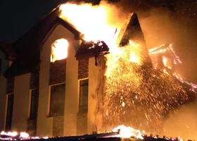 В Екатеринбурге произошел крупный пожар 