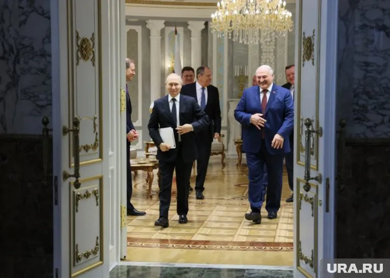 Президенты России и Белоруссии встретились в Минске и обсудили ядерные учения