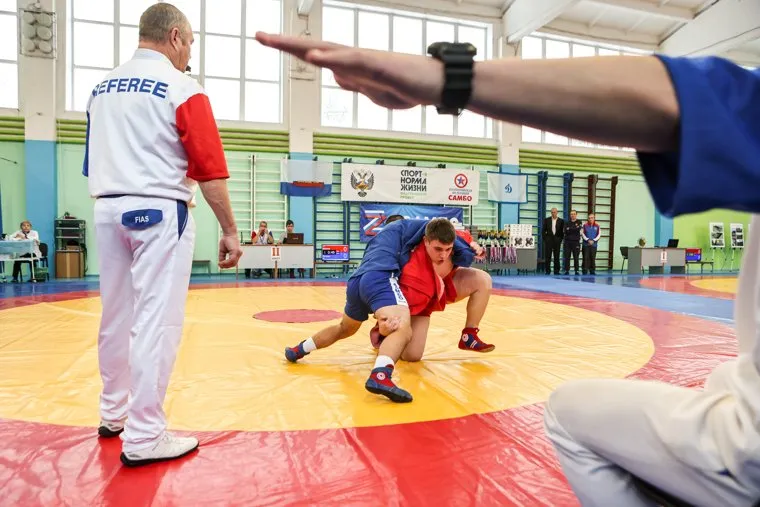 Соревнования по самбо в спортивной школе в г. Гагарин. Смоленская область, г. Гагарин