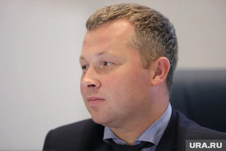 Денис Протасов окончил Уральский государственный экономический университет