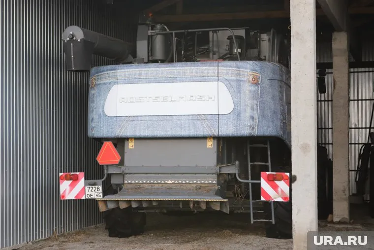 Техника зарубежного производства простаивает без дела из-за невозможности ее починить