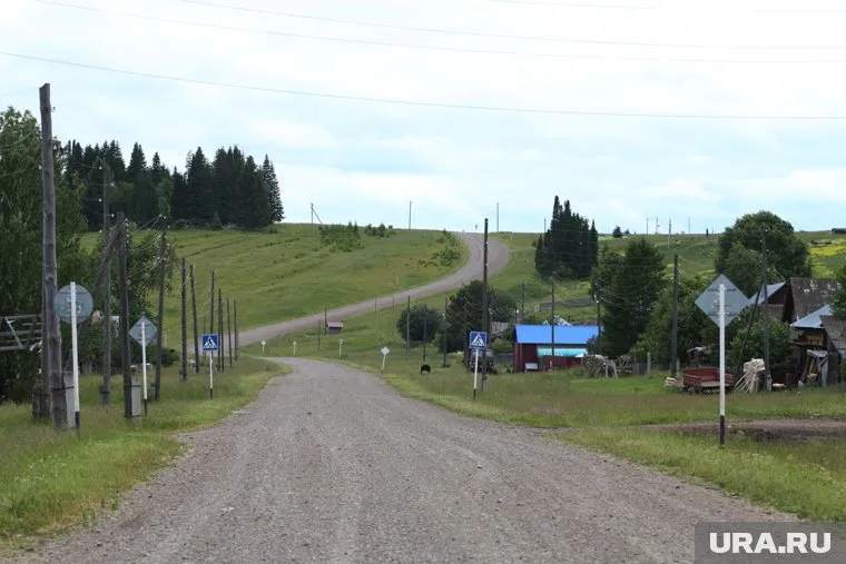 Главе поселения вменяют хищение денег на дороги и благоустройство