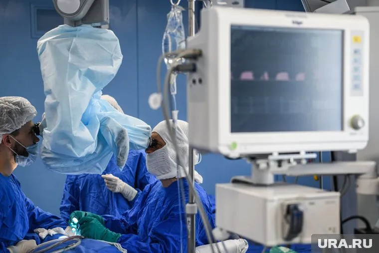 Нейрохирурги удалили гной из черепа девочки и вернули подвижность ее конечностям