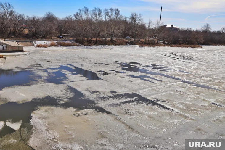 На реке произошел небольшой подрыв