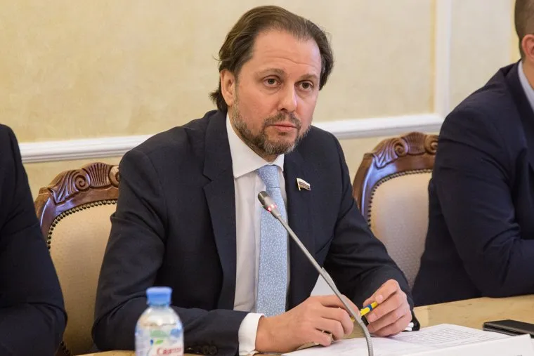 Пресс-конференция Владимира Сысоева , депутата государственной думы. Тюмень