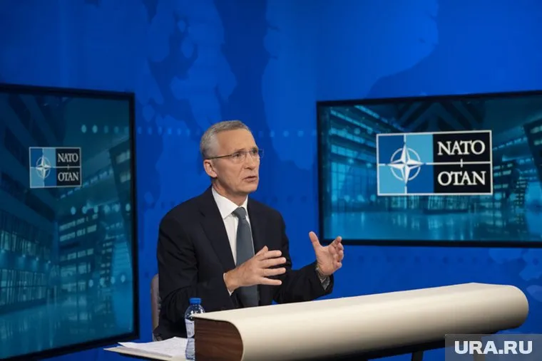 Йенс Столтенберг сказал, что НАТО нужно обсудить свои запасы