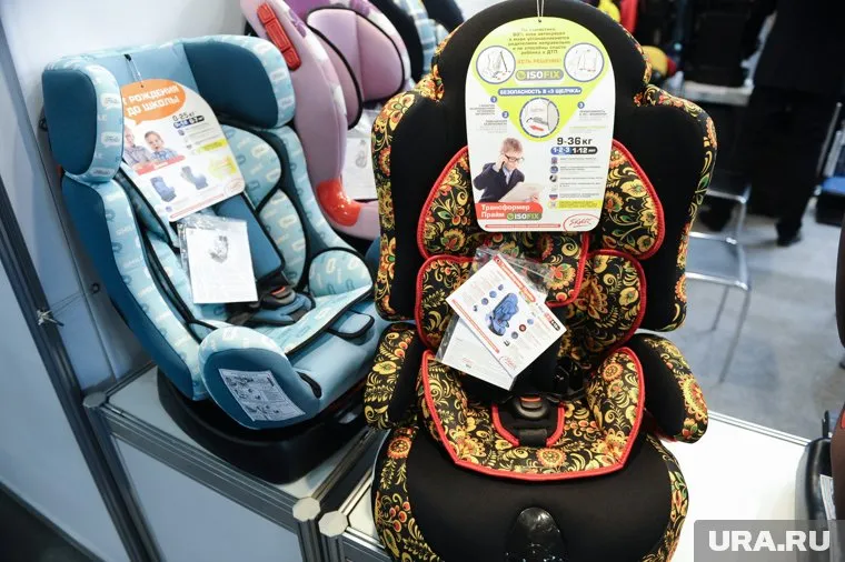 Некоторые дети в автокресла уже не помещаются