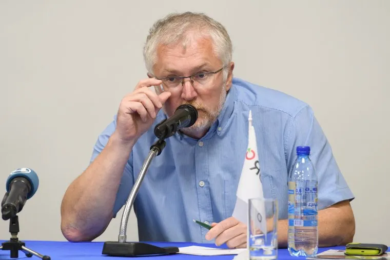 Пресс-конференция партии "Гражданская платформа" по выходу с предвыборной гонки в ЕГД. Екатеринбург