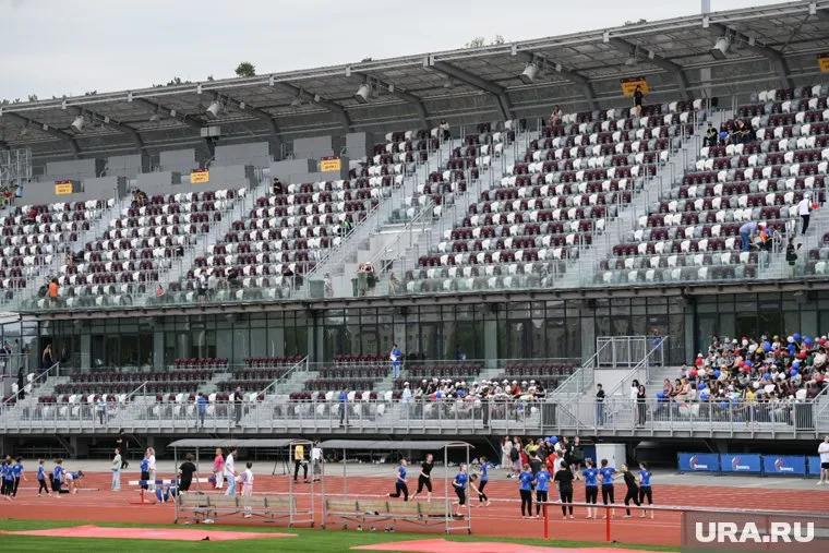 Минфин поддерживает возвращение пива российские на стадионы, заявил Сазанов