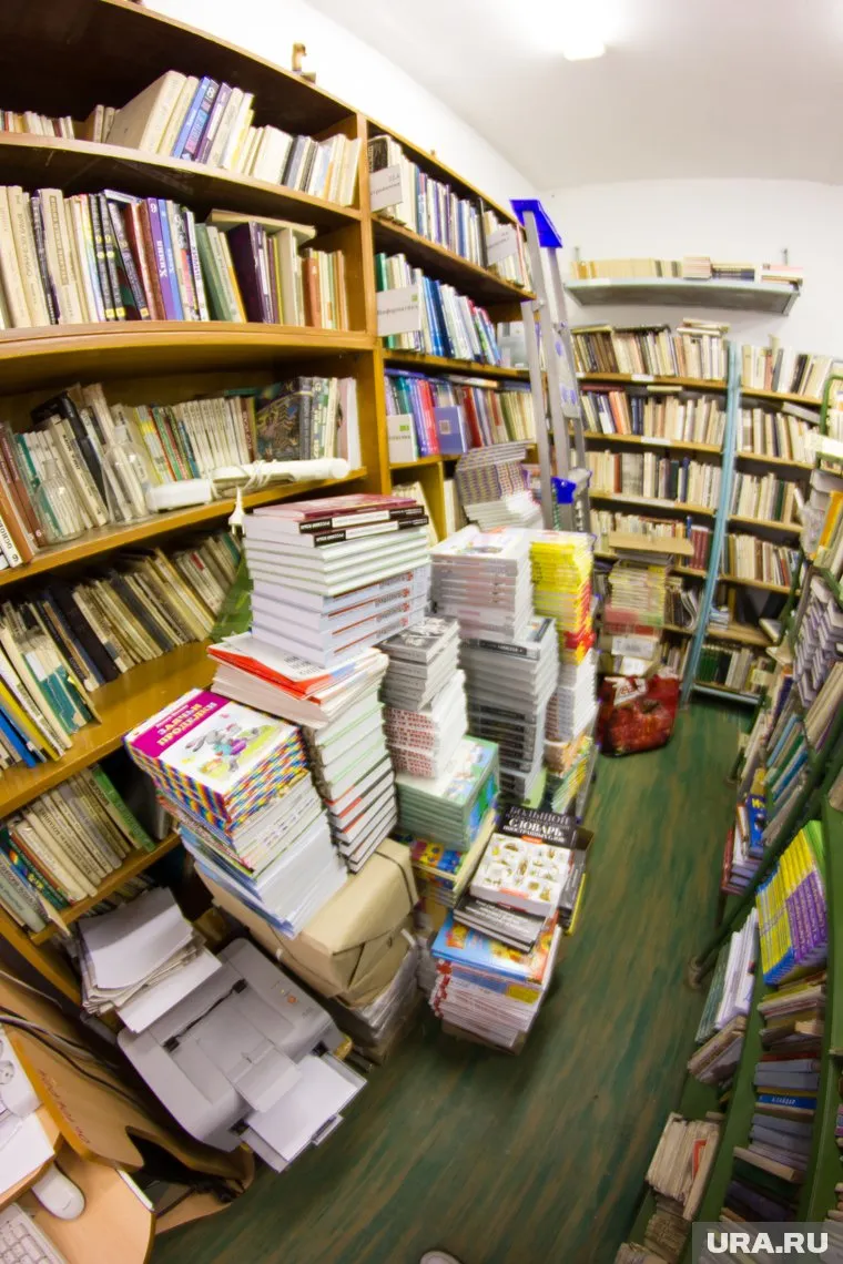 Украинский депутат в шоке от школьного пособия