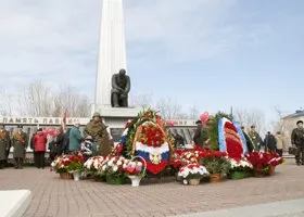 Власти ЯНАО займутся оборонно-патриотическим воспитанием