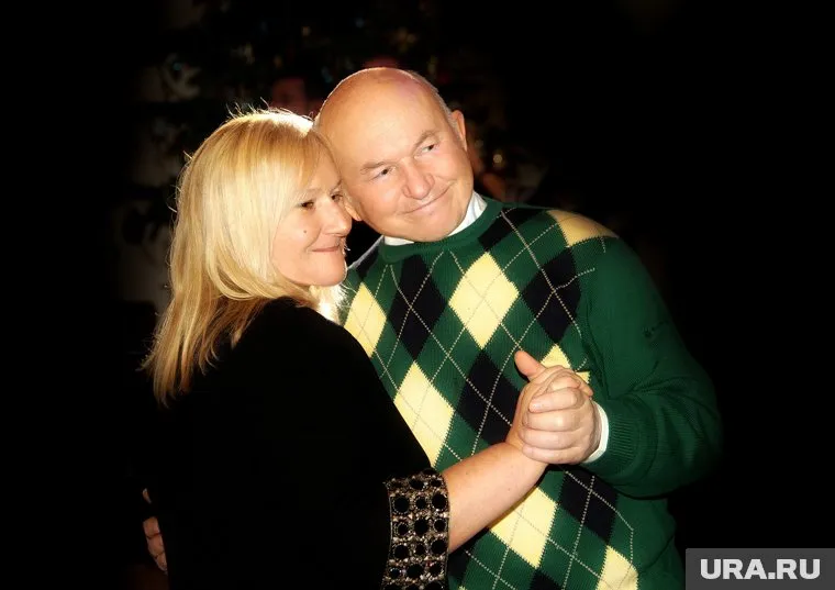 А жена Юрия Лужкова Елена Батурина, возможно, лишится первого места
