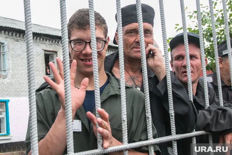 Сотрудник колонии теперь будет воспитывать детсадовцев