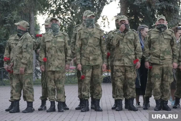 Диаспоры ХМАО помогут властям привлечь контрактников