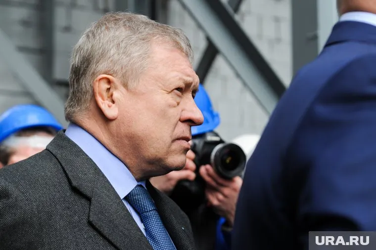 Церемония ввода в эксплуатацию доменной печи №4 и конвертера №1 ЧМК с участием полномочного представителя Президента Российской Федерации в Уральском федеральном округе Николая Цуканова и губернатора Челябинской области Алексея Текслера. Челябинск