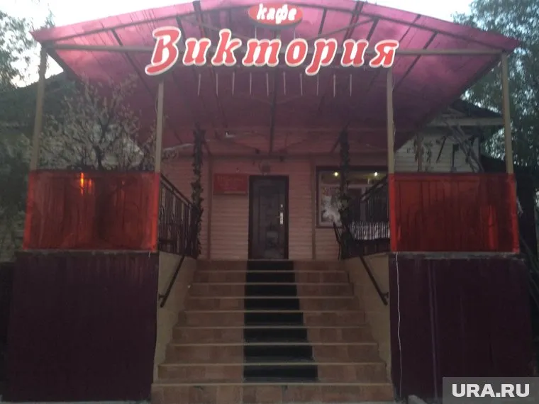 Продажей кафе «Виктория» занимается риэлторская компания «Этажи»