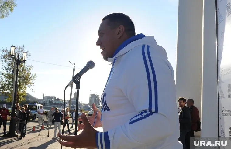 Тяжелоатлет Михаил Кокляев проведет соревнования по силовому экстриму