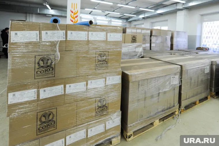 К отправке в ДНР и ЛНР челябинцы подготовили 60 тонн гуманитарной помощи
