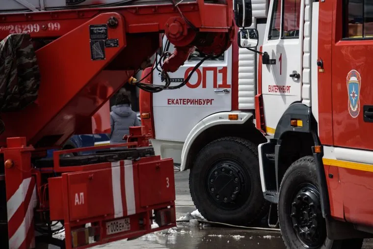 Пожар в доме № 2 на улице Союзной. Екатеринбург