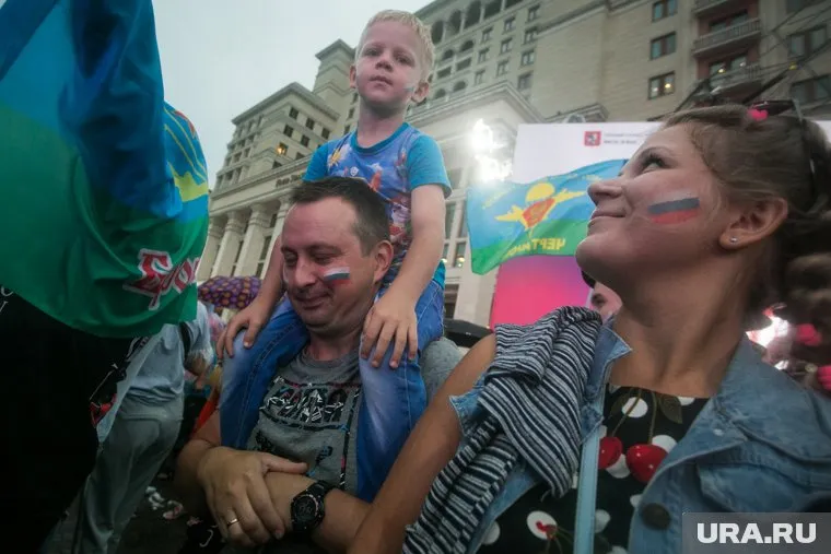 Российским семьям могут перечислить еще одну материальную поддержку на детей