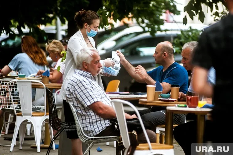 Ситуация с заболеваемостью коронавирусом остается напряженной