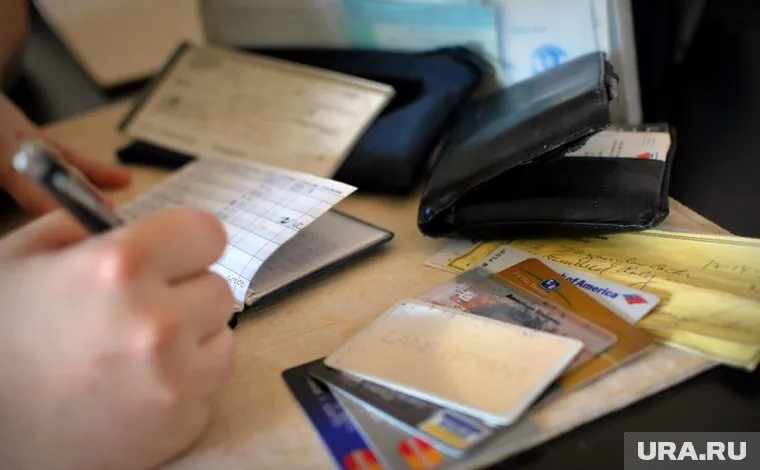 Взимать задолженности коллекторы должны только законными способами, считают в МВД