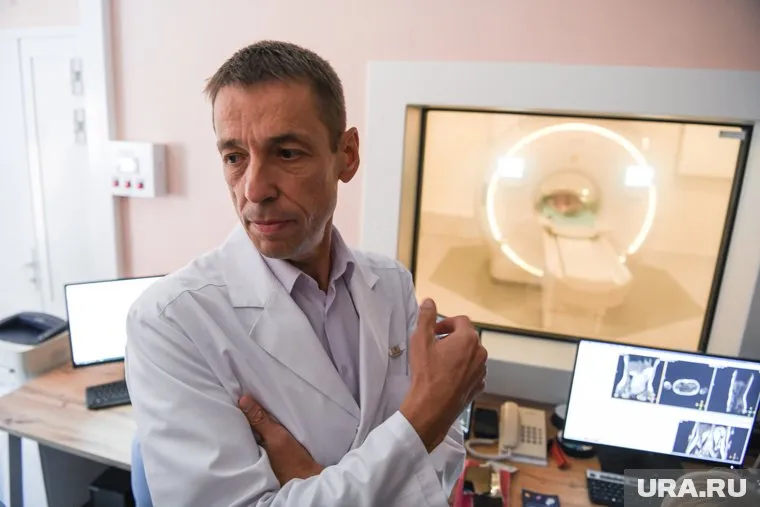 Аверьянов заявил, что вопрос с мальчиком решали на врачебном консилиуме и телемедицинской консультации