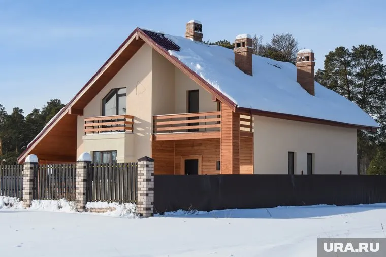 Частные дома в Челябинске продаются по 10,1 миллионов рублей, а квартиры - по 7,6 миллионов рублей