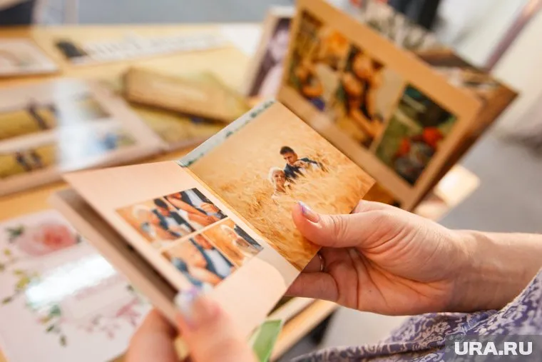 Стоит снимать близких без предупреждения, чтобы получить удачные кадры для фотоальбома, считает Феклистов