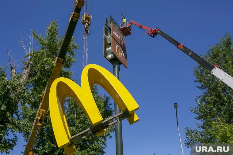 Лукашенко поручил, чтобы в белорусском аналоге McDonald's были только местные продукты