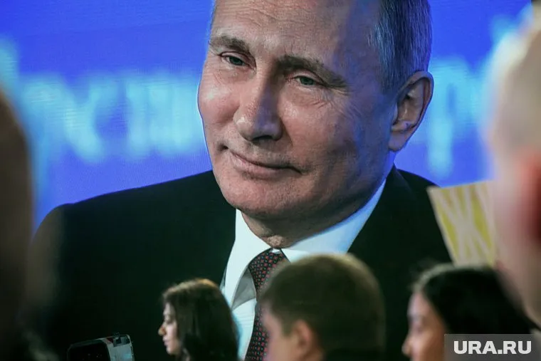 Владимиру Путину доверяют все больше и больше россиян