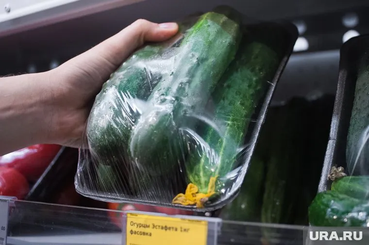 Жительница Ноябрьска купила огурцы по цене баранины