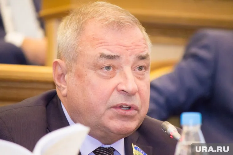 Юрий Важенин может уйти в отставку