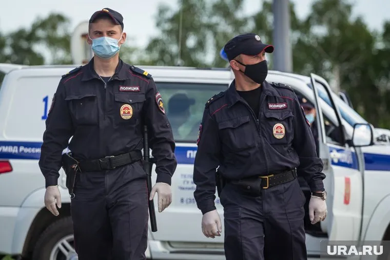 Ранее женщина уже нападала на полицейских