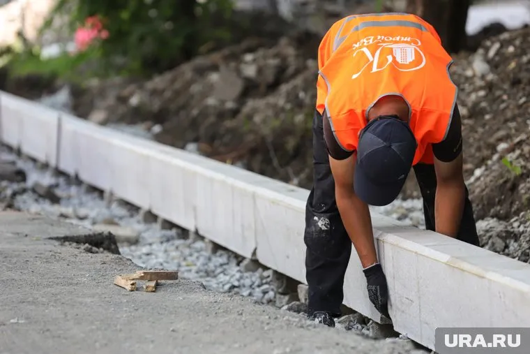 Власти планируют реконструкцию улицы Игоря Киртбая