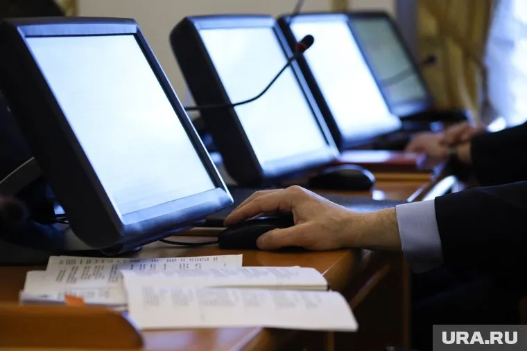 Си Цзиньпин внимательно следит за ситуацией на Украине, считает Уильям Бернс