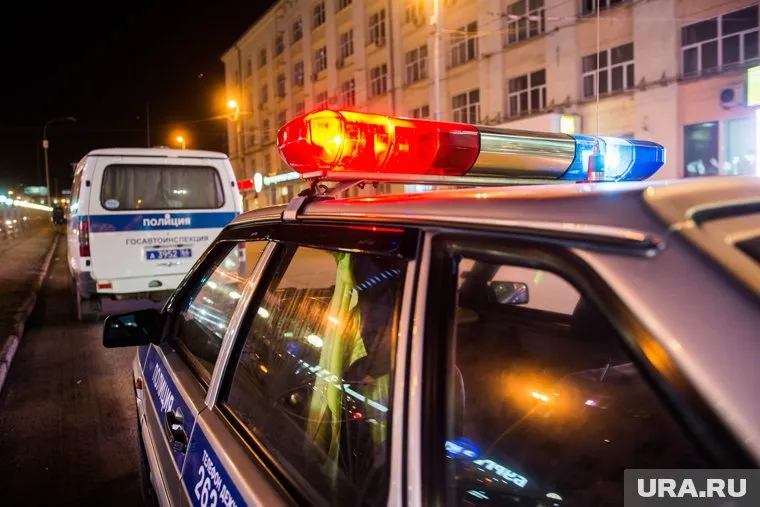 Спасатели и полиция оперативно прибыли на место происшествия